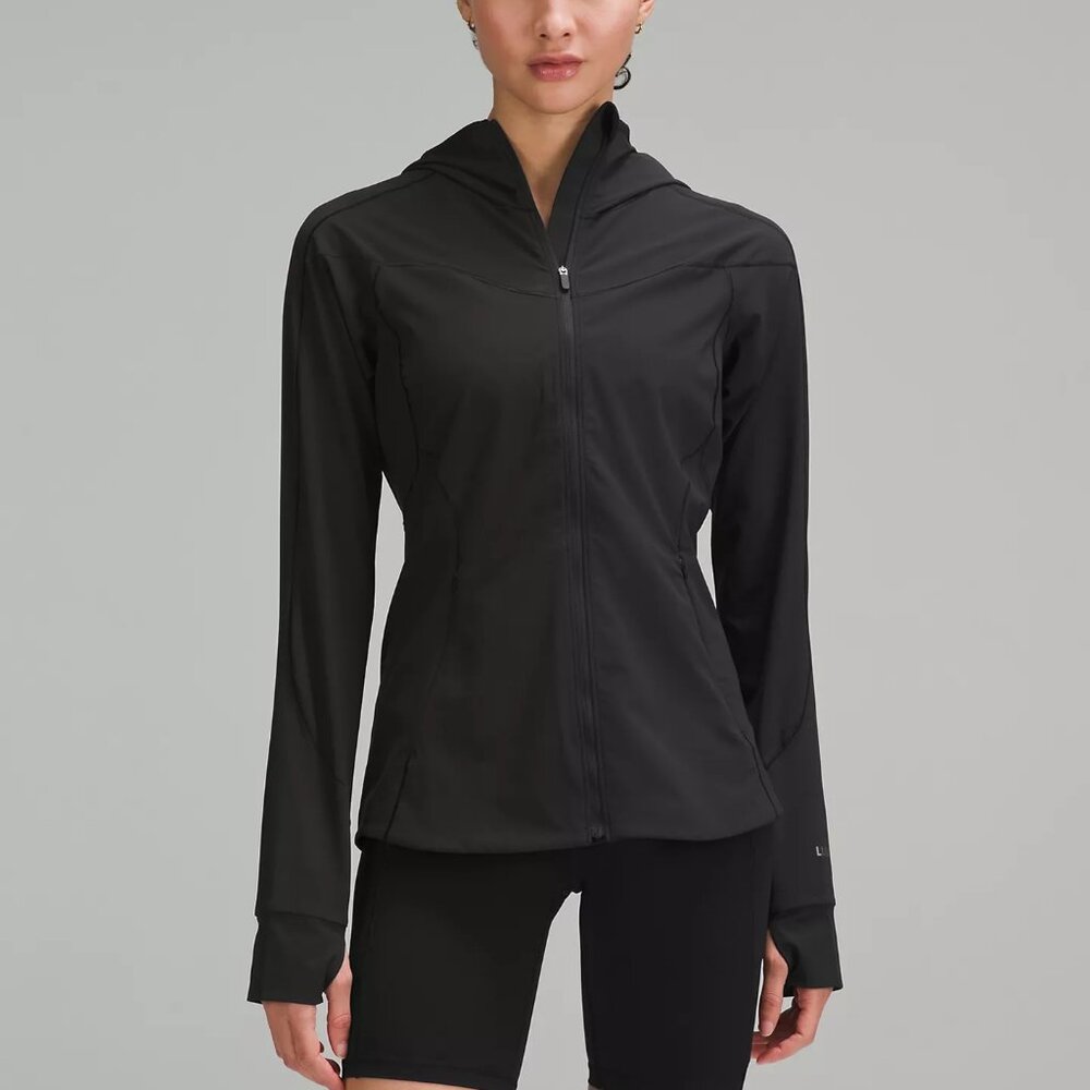 Lululemon Mist Over Hooded Windbreaker in Black